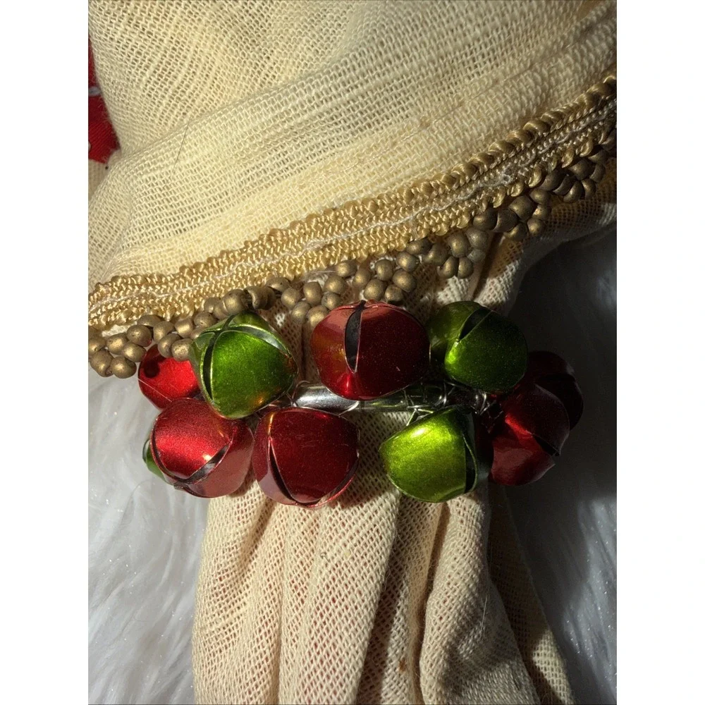 Christmas‎ Napkin Set of 4 Red Cream Rhinestone Beaded Trim Jingle Bell Rings
